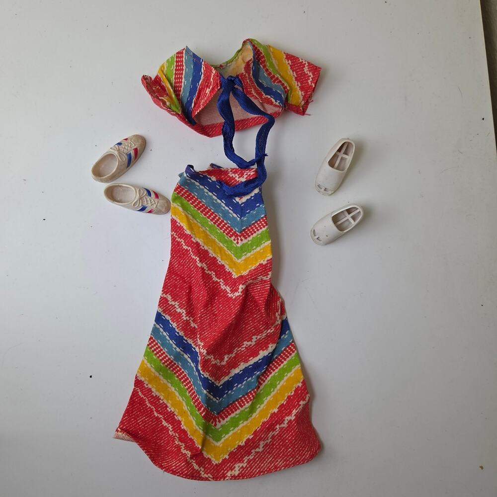 Vintage Kenner Bionic Woman Doll Fiesta Outfit + 2 Shoes Wedges and Sneakers